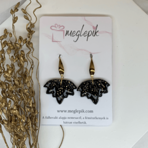 Csillogó fekete Luxury fülbevaló, elegáns és drámai megjelenésű kiegészítő.